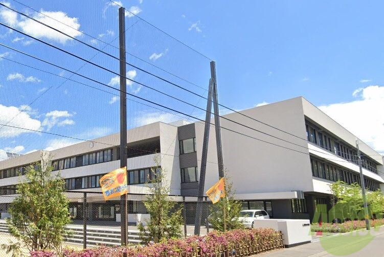 小学校　札幌市立中の島小学校（小学校）まで330m