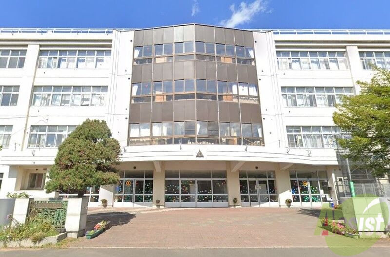 中学校　札幌市立中の島中学校（中学校）まで689m