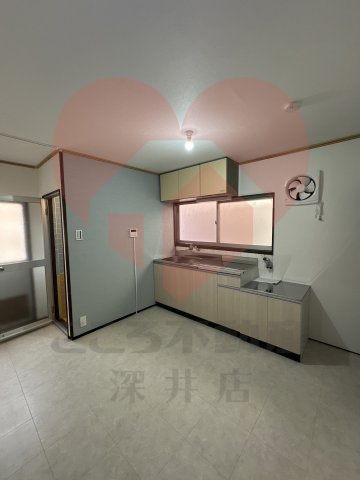 堺市美原区大饗戸建の居間写真