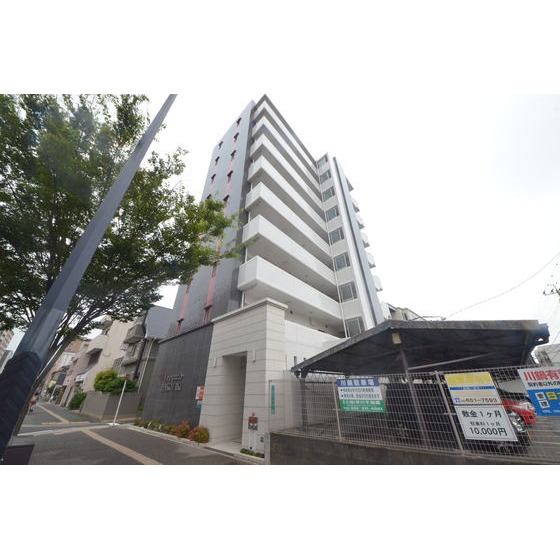 地下鉄箱崎線 馬出九大病院前駅 徒歩10分 築12年