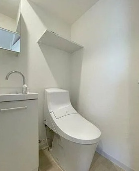 トイレ　シンプルで使いやすいトイレです