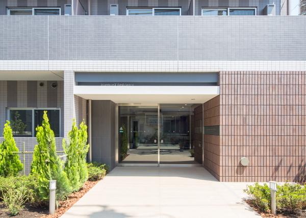 建物外観　外観は落ち着いています
