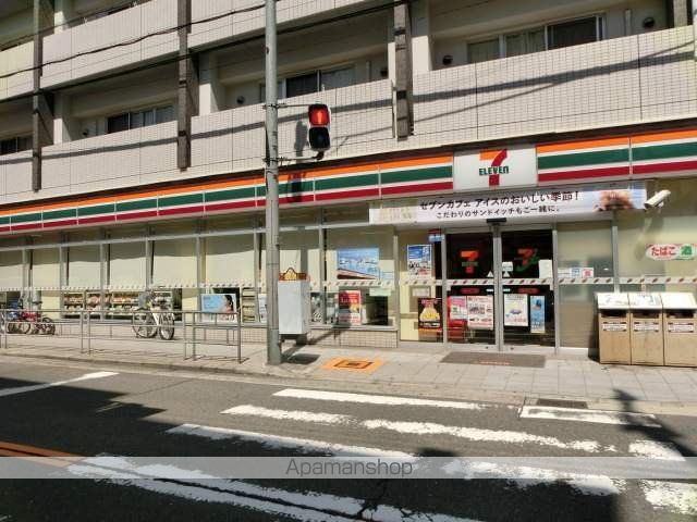 コンビニ　セブンイレブン（コンビニ）まで415m
