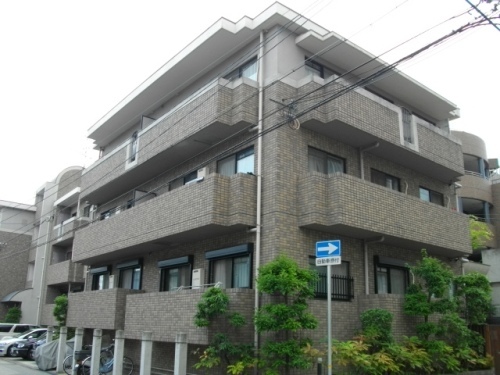 建物外観　安心のオートロック付き♪