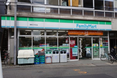 コンビニ　ファミリーマート 溝の口中央店（コンビニ）まで336m