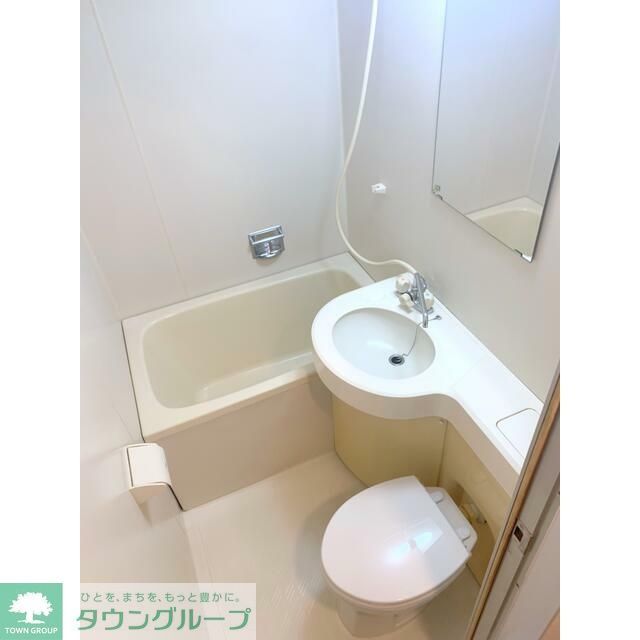 バス・シャワールーム　※別部屋参考写真