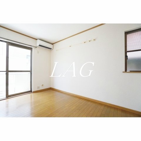 居室・リビング　洋室のお部屋です。