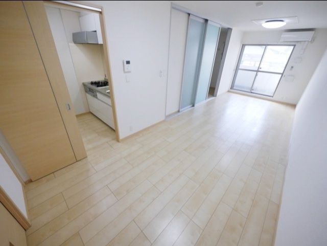 居室・リビング　★広いリビング★