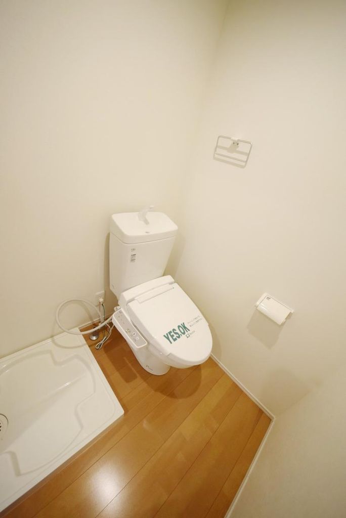ＪＲ常磐線 金町駅 徒歩5分 3階建 築9年のトイレ写真
