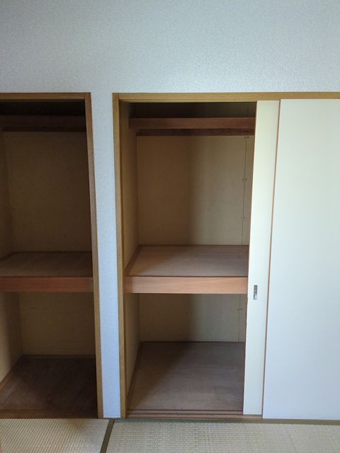 ガーデンパレス下溝Fの内装写真