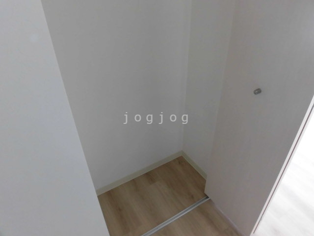 その他設備　収納たっぷりなお部屋です。