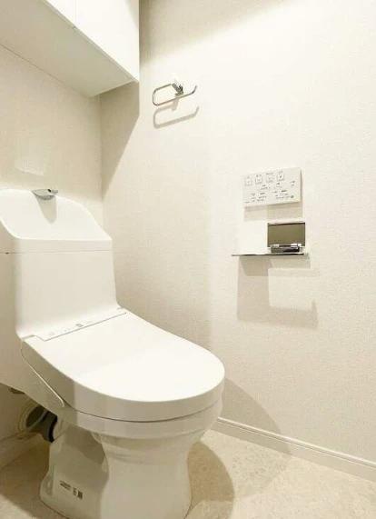 ＪＲ総武線 浅草橋駅 徒歩1分 13階建 築3年のトイレ写真