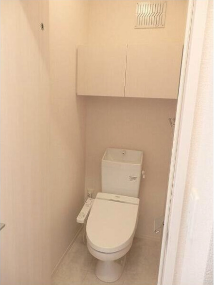 東京メトロ東西線 浦安駅 徒歩8分 3階建 築10年のトイレ写真