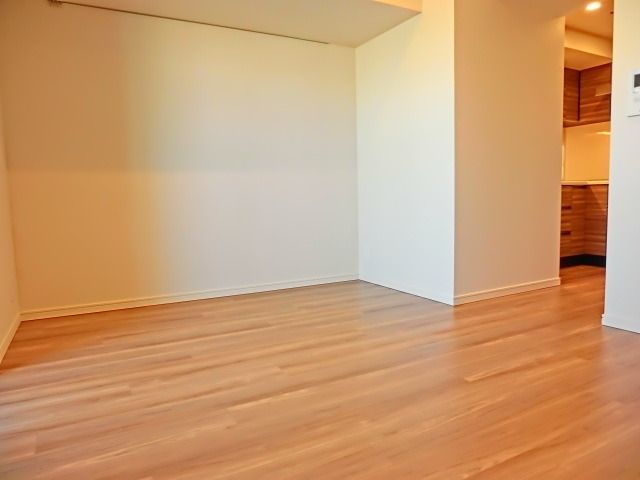 その他部屋・スペース　★明るいトーンのフローリング★