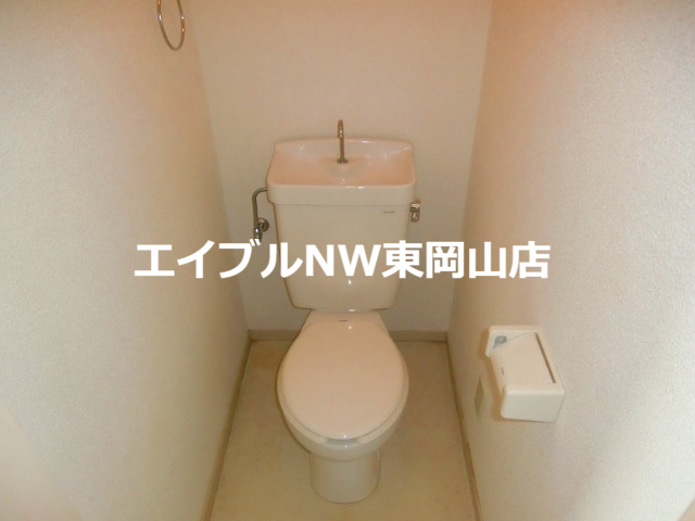 トイレ　※同タイプのお部屋の写真です
