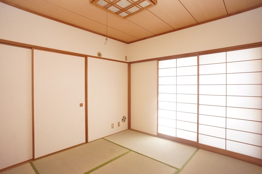 コンビニ　ローソン鎌倉名越店（コンビニ）まで710m