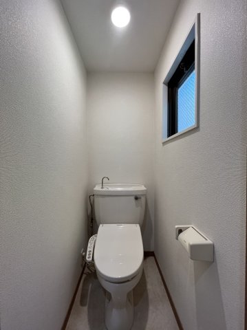 【横須賀市船越町のマンションのトイレ】