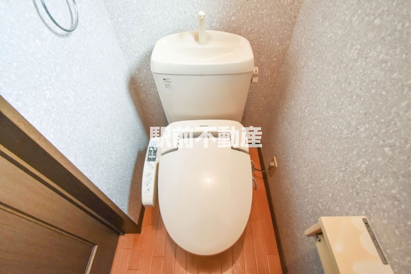 【久留米市三潴町生岩のアパートのトイレ】