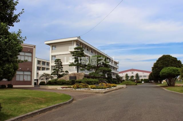 高校・高専　茨城県立勝田高等学校・勝田中等教育学校（高校・高専）まで780m