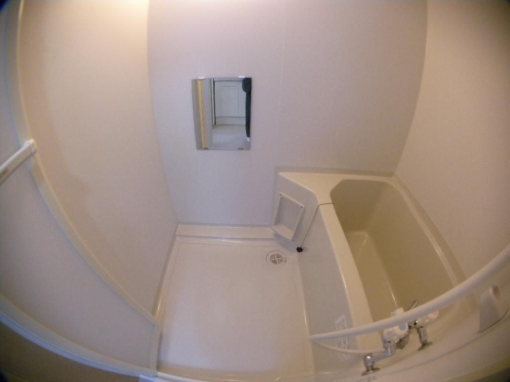 バス・シャワールーム　浴室