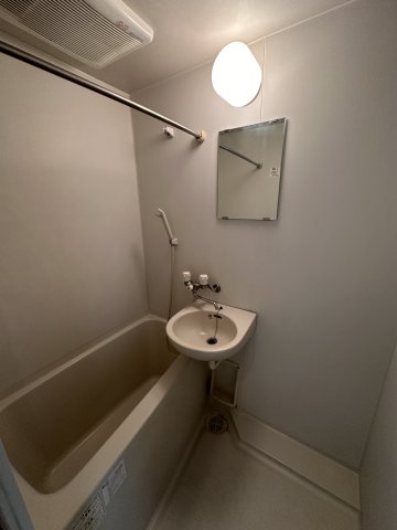 バス・シャワールーム　別号室参考写真