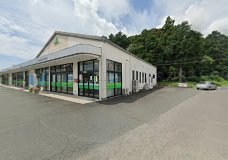 【セジュール上市場の銀行】