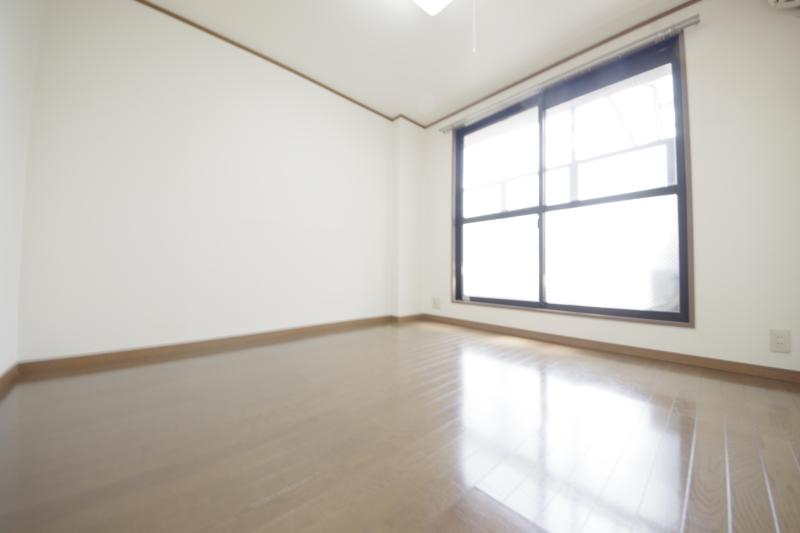 居室・リビング　使いやすい居間です