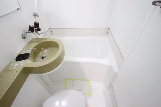 バス・シャワールーム　※別室の写真を使用しております※