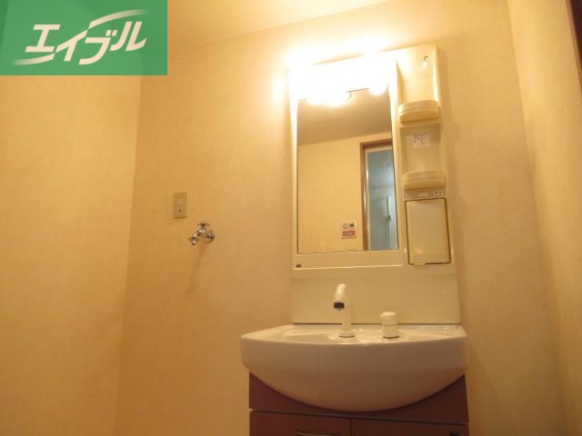 洗面設備　洗髪洗面化粧台