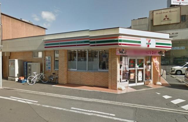 コンビニ　セブンイレブン高松観光通2丁目店（コンビニ）まで367m