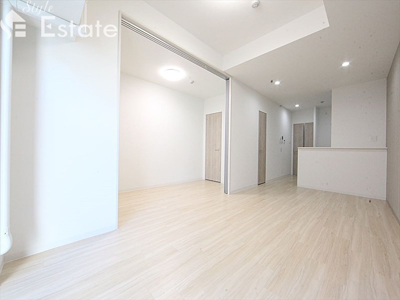 居室・リビング　内装