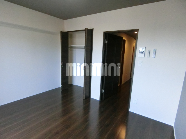 居室・リビング　洋室７帖あります。