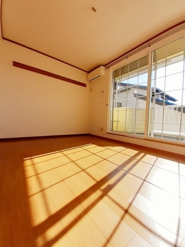 居室・リビング　図面と現状に相違がある場合には現状を優先