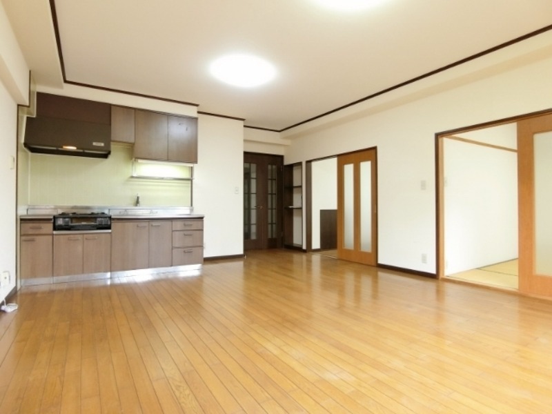 居室・リビング　図面と現状に相違がある場合には現状を優先