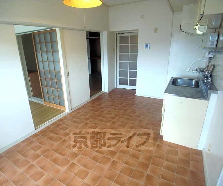 居室・リビング　広々としたお部屋です！