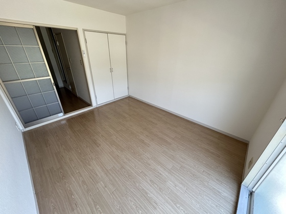 居室・リビング　※別部屋の写真です