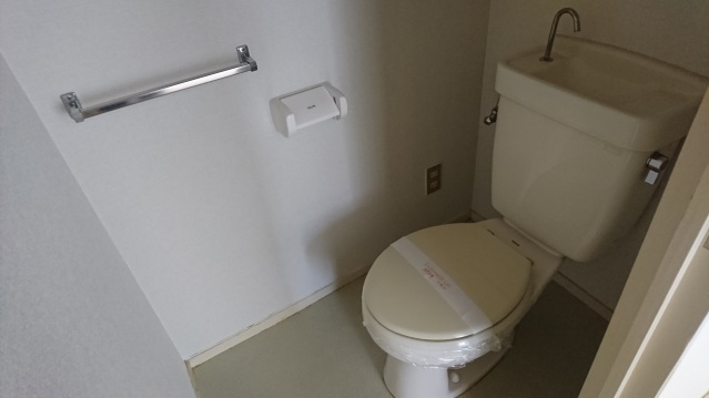 トイレ　トイレ