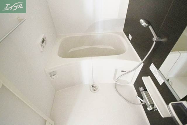 バス・シャワールーム　追い焚き機能付バス