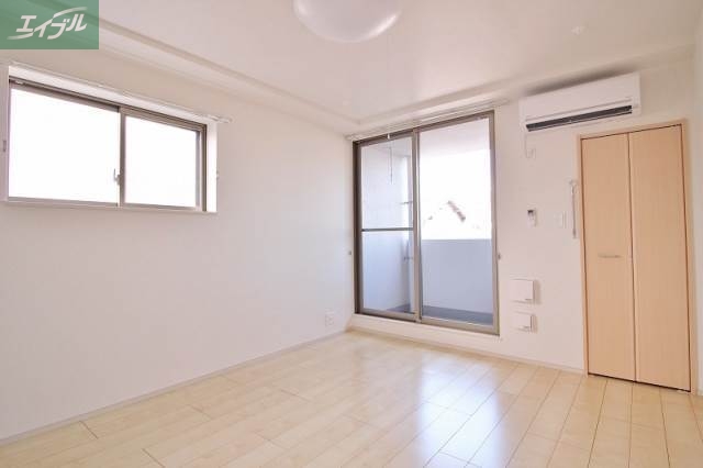 居室・リビング　洋室