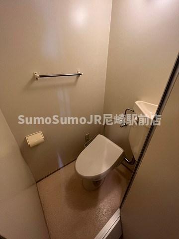 トイレ　コンパクトで使いやすいトイレです