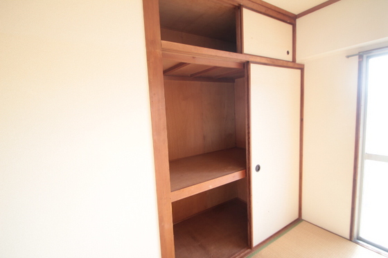 収納　※別部屋の写真です
