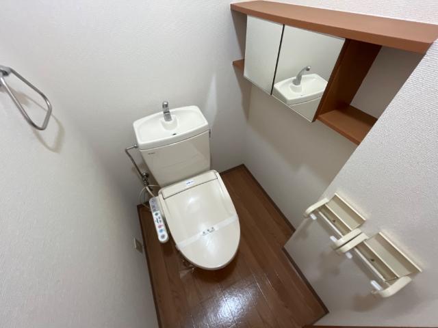 トイレ　トイレ