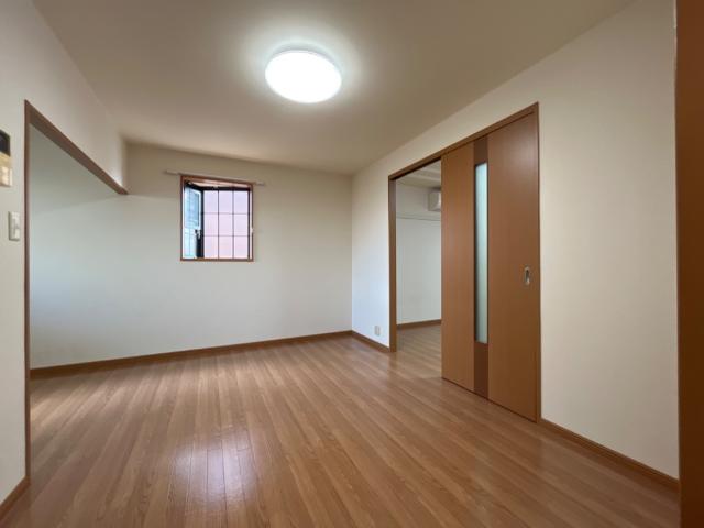 居室・リビング　リビング