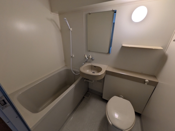 バス・シャワールーム