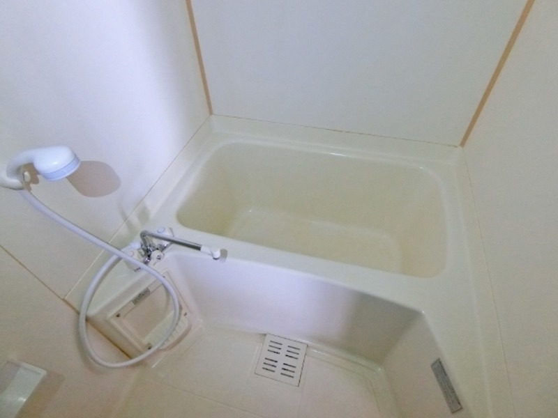 バス・シャワールーム　図面と現状に相違がある場合には現状を優先