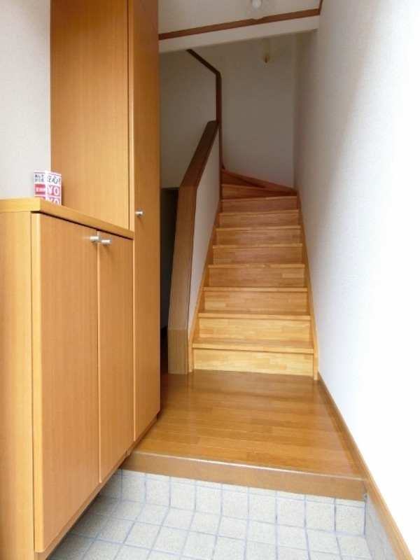 玄関　図面と現状に相違がある場合には現状を優先