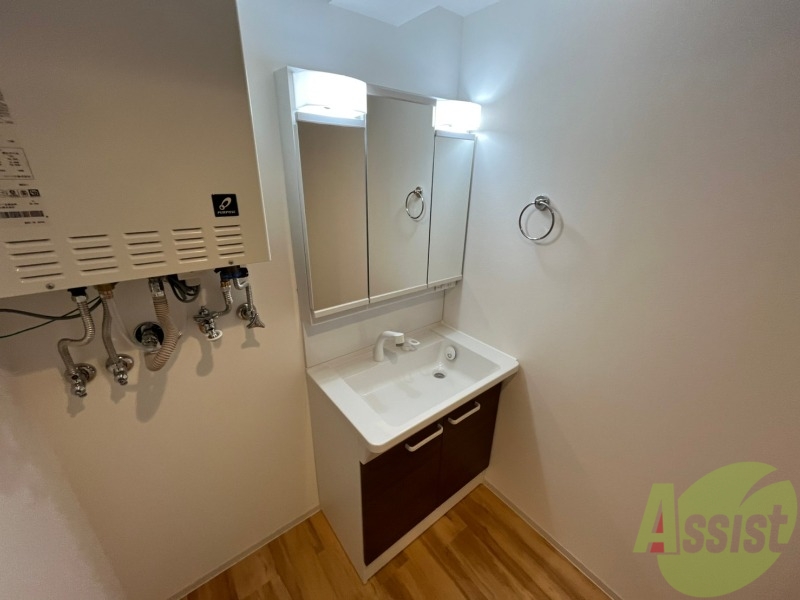 洗面設備　シャンプードレッサーで身支度もラクラクです！