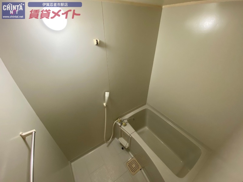 バス・シャワールーム　別部屋参考写真となります。