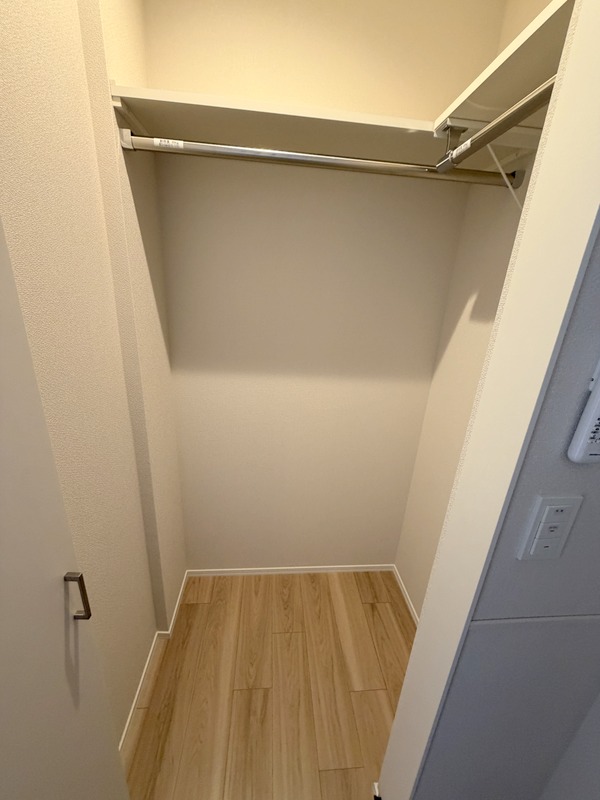 収納　★0.7帖のウォークインクローゼット★