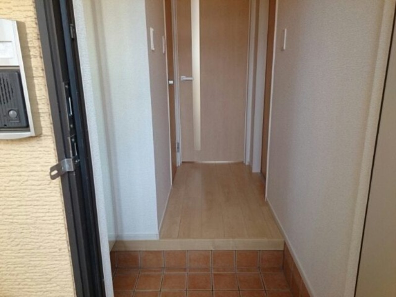 玄関　図面と現状に相違がある場合には現状を優先